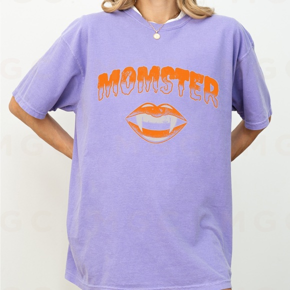 Comfort Colors Momster Vampire Lips Halloween Tee - Picture 6 of 10
